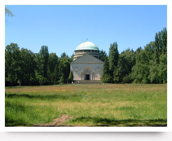 mausoleum